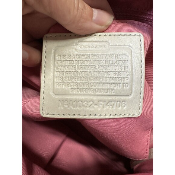 Coach Zoe Leather Hobo Shoulder Bag Ivory A1032-F14706 Dark Silver Hardware - Picture 9 of 10